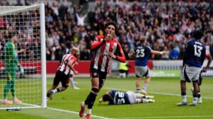 Who has impressed across the first five weeks? Our Team of the Premier League season so far…