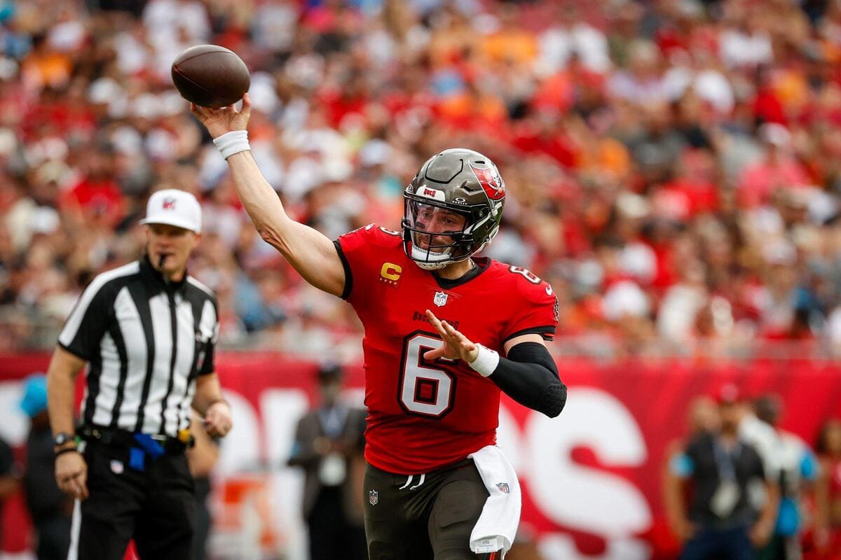 NFL: Week 17 Early Games Wrap-Up: Eagles Win NFC East, Buccaneers Alive For NFC South Crown