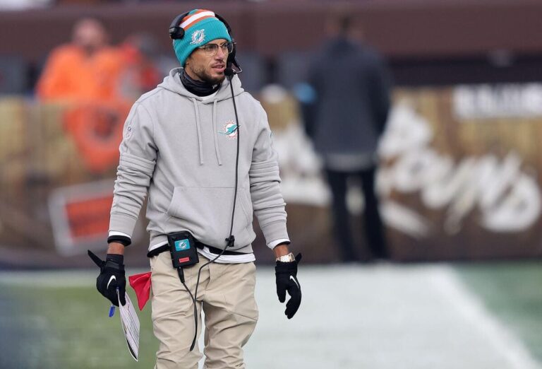 NFL: Dolphins HC Mike McDaniel Reflects On Win In Cleveland