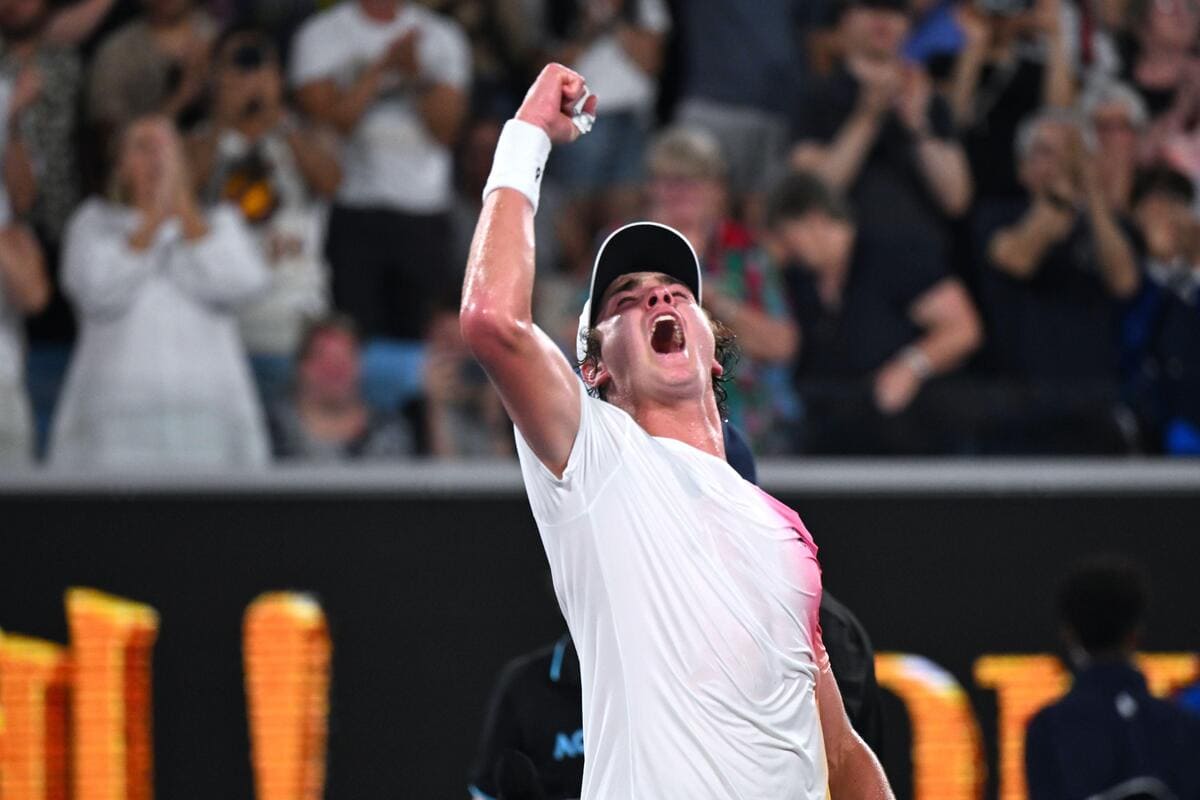 Australian Open: Fonseca downs Rublev as women’s seeds march on