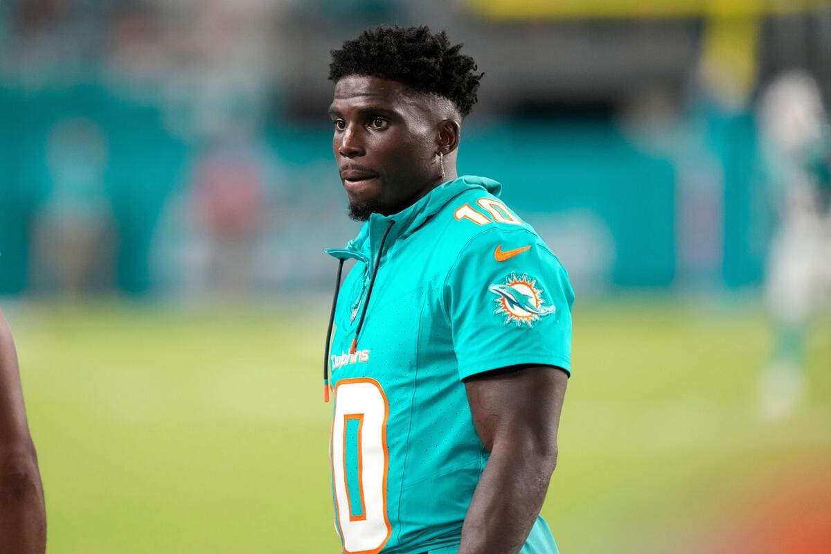 Miami Dolphins star Tyreek Hill detained by police outside Hard Rock Stadium