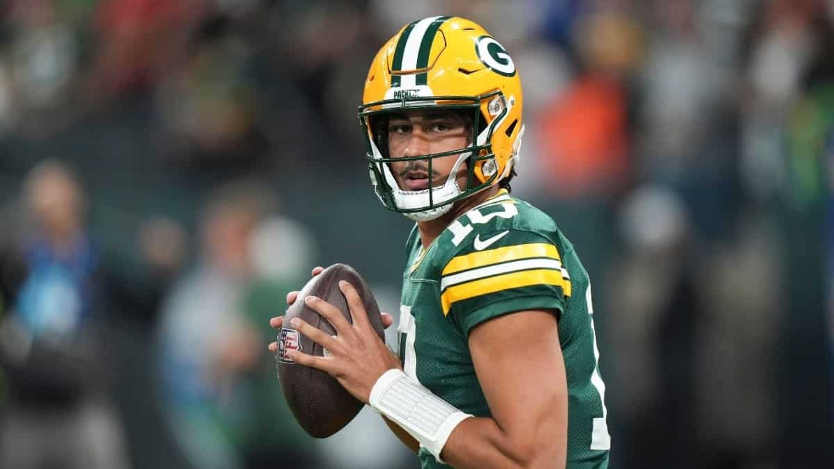 NFL Week 11 Scores, results, highlights including big packs, titans vs texans, vikings vs panthers, vikings vs checkers, jaguars vs buccaneers and steelers vs bengals