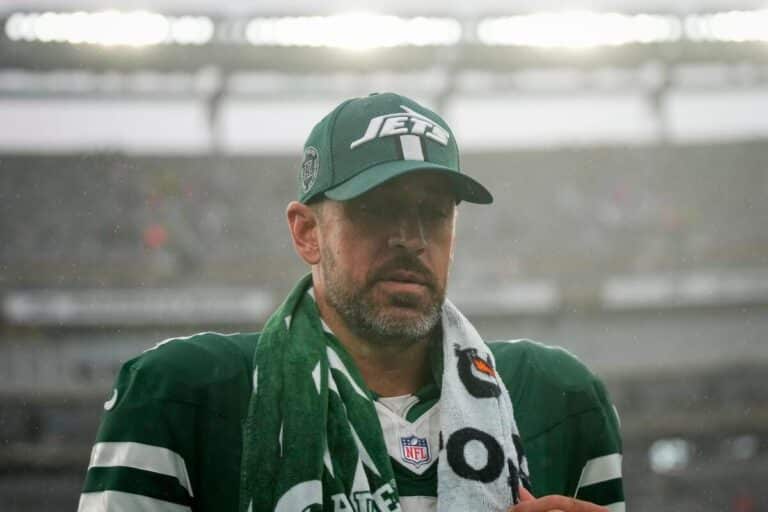 New York Jets: Rodgers hints at external force pushing rift rumors