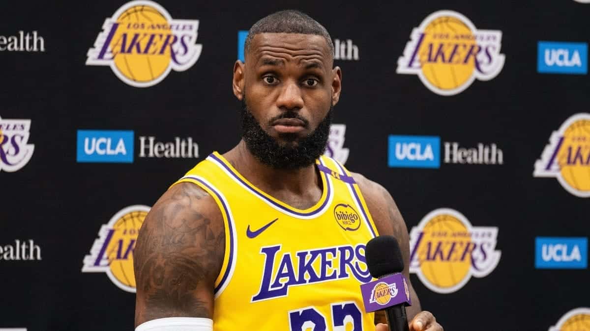 NBA: James plays down Lakers expectations in new JJ Redick era