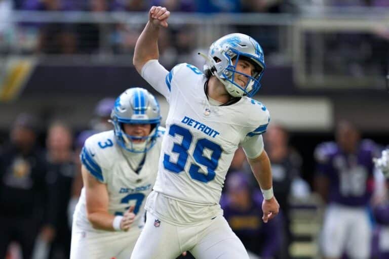 Detroit Lions edge out Minnesota Vikings thanks to Goff and Bates