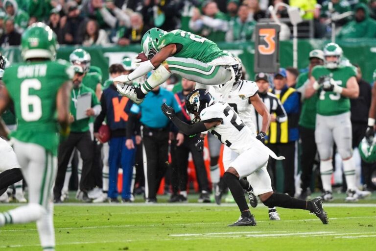 The best play I have ever seen – Eagles coach hails flying Saquon Barkley