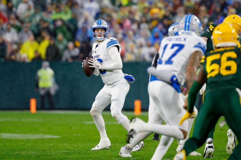 Jared Goff hails Detroit Lions after winning at wild and wet Lambeau Field
