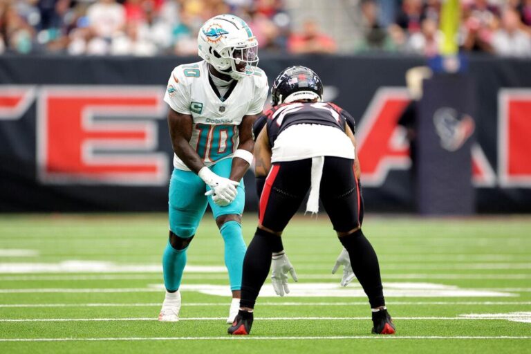 NFL: Dolphins Star Wide Receiver Tyreek Hill Hints He’ll Leave Miami