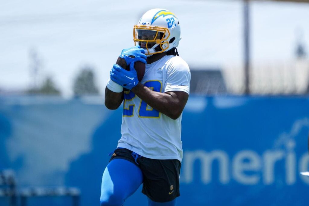 NFL: Chargers Running Back Najee Harris Hurts Eye During Fourth Of July Fireworks Celebration