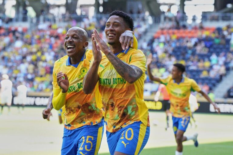 Mamelodi Sundowns v Borussia Dortmund: Williams calamity as Lucas Ribeiro worldie is cancelled out