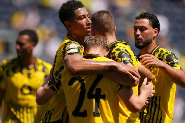 Club World Cup: Borussia Dortmund frustrated by Ulsan but on course to reach knockouts