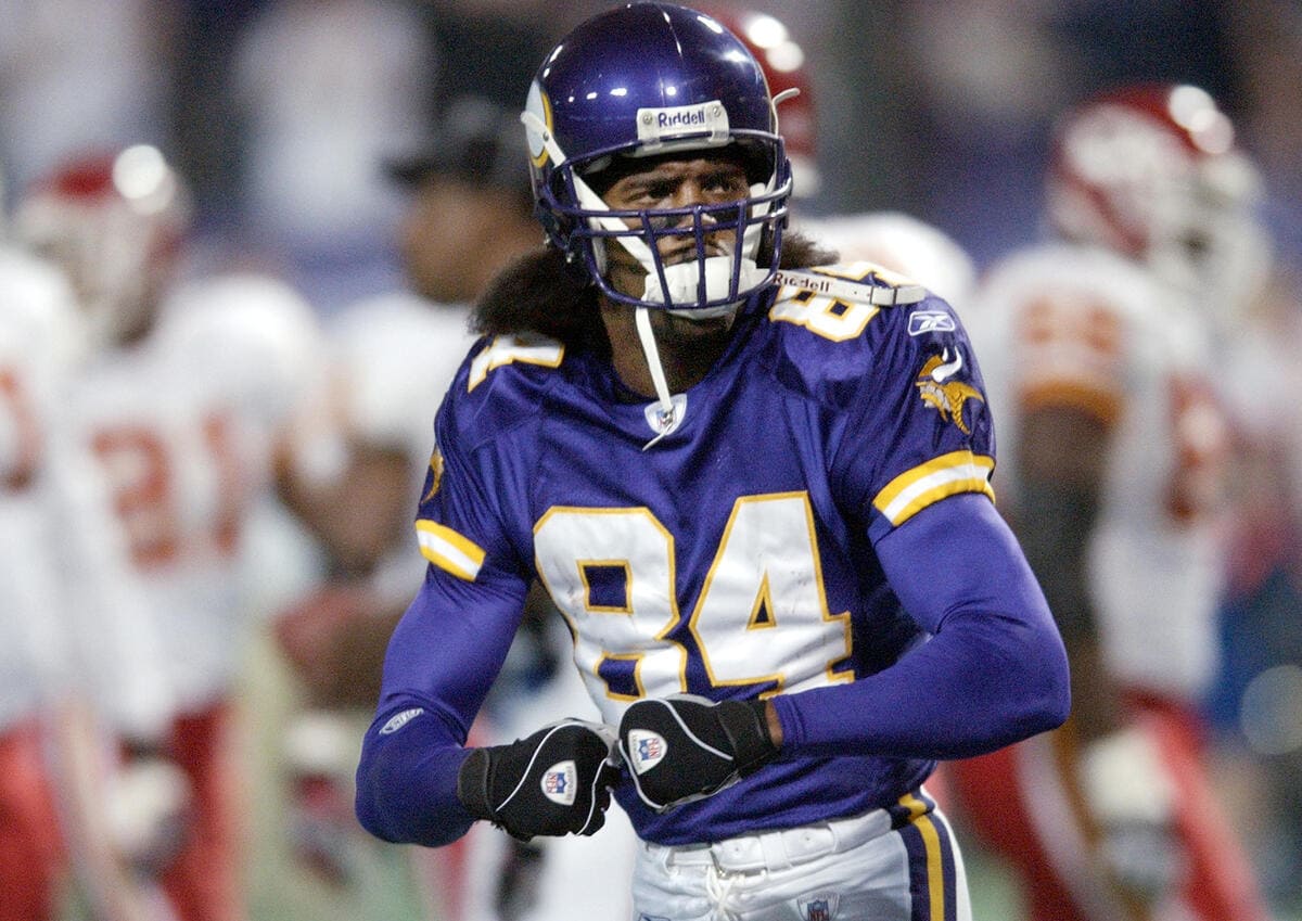 Jefferson pays tribute to Randy Moss as Vikings beat Bears