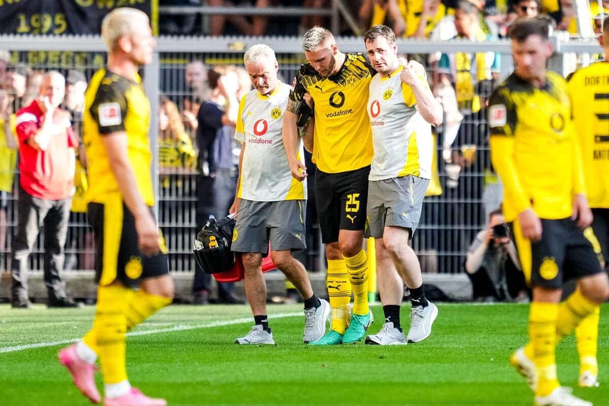 Боруссиа Дортмундын хамгаалагч Зюле Аваргуудын лигийн эхний тоглолтыг өнжинө