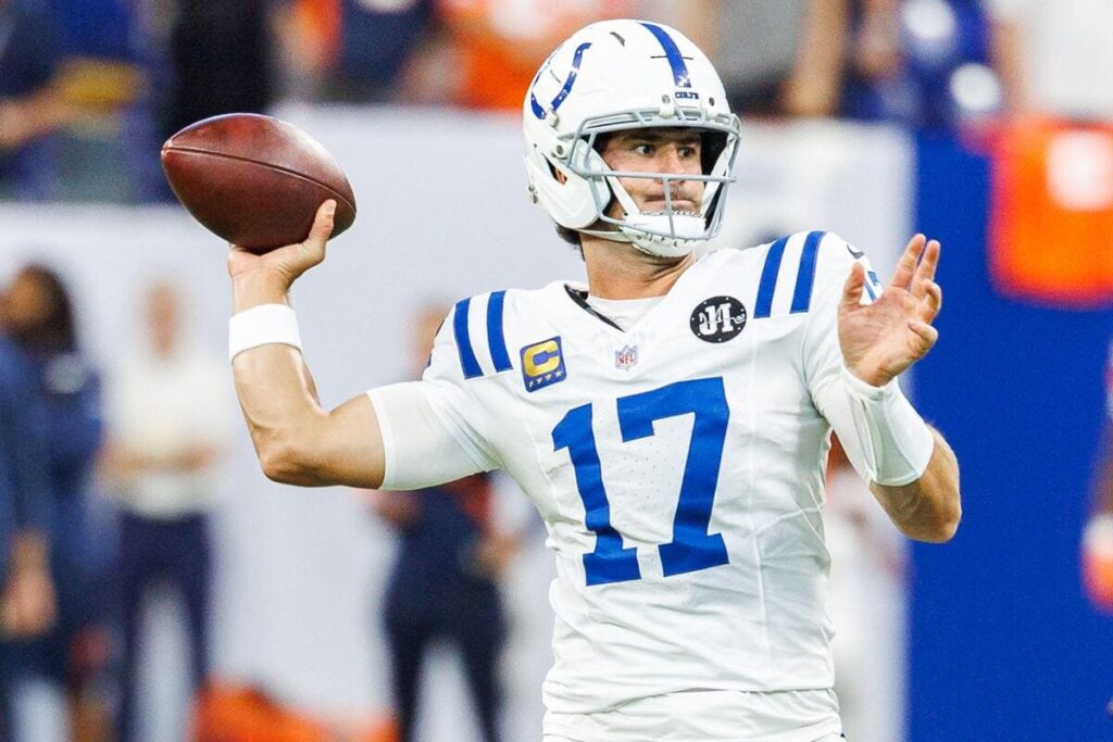 Indianapolis Colts quarterback Daniel Jones warming up before a game.
