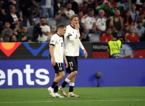 Woltemade defends Wirtz after contrasting starts to Premier League careers