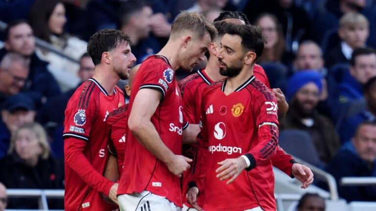Tottenham 2-2 Manchester United: De Ligt denies Spurs dramatic comeback win as Premier League thriller ends level