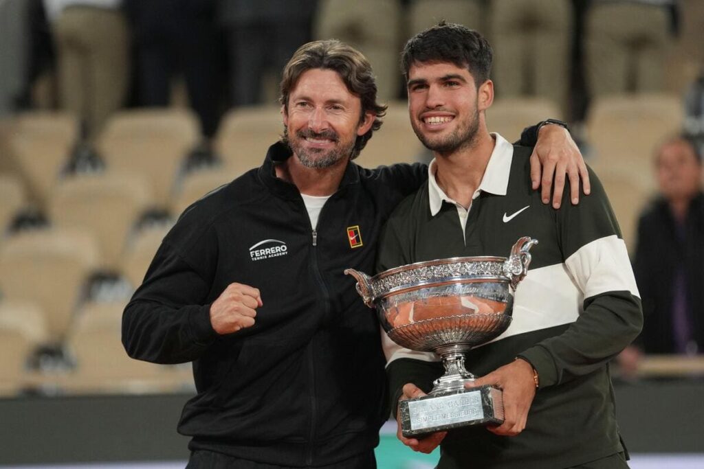 Carlos Alcaraz (right) and Juan Carlos Ferrero