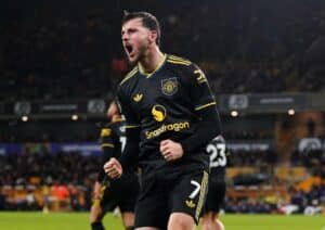 Wolves 1-4 Man Utd: Dreadful season continues at Molineux