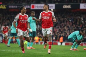 Arsenal 2-1 Wolves: Stoppage-time winner extends Gunners lead at Premier League summit