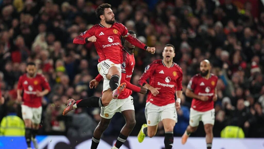 Manchester United 4-4 Bournemouth: Red Devils denied in eight-goal thriller