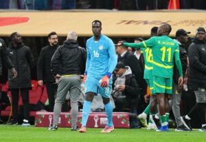 WATCH: Morocco player and ball boys attempt to steal towel from Senegal goalkeeper Mendy in chaotic AFCON final