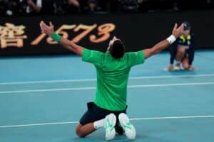 Australian Open: Djokovic through to face Alcaraz in final