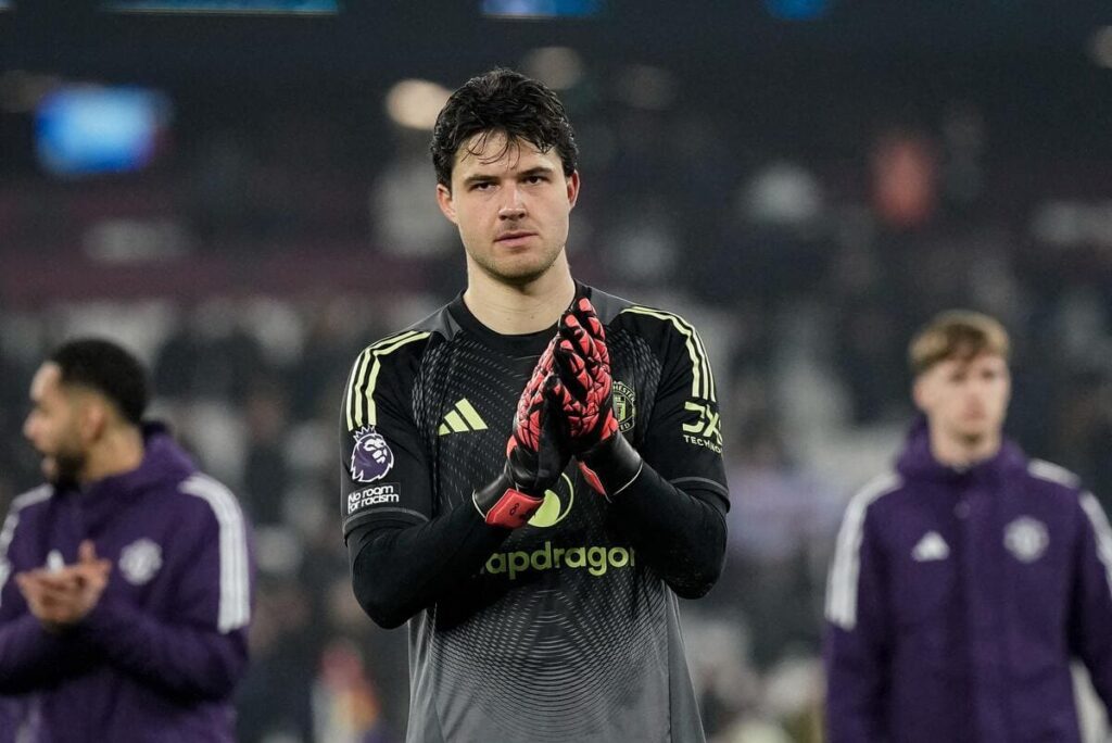 Manchester United goalkeeper Senne Lammens.