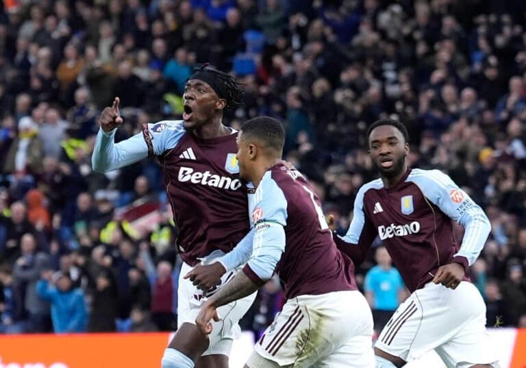 Premier League: Aston Villa held by Leeds as Brighton get much-needed win