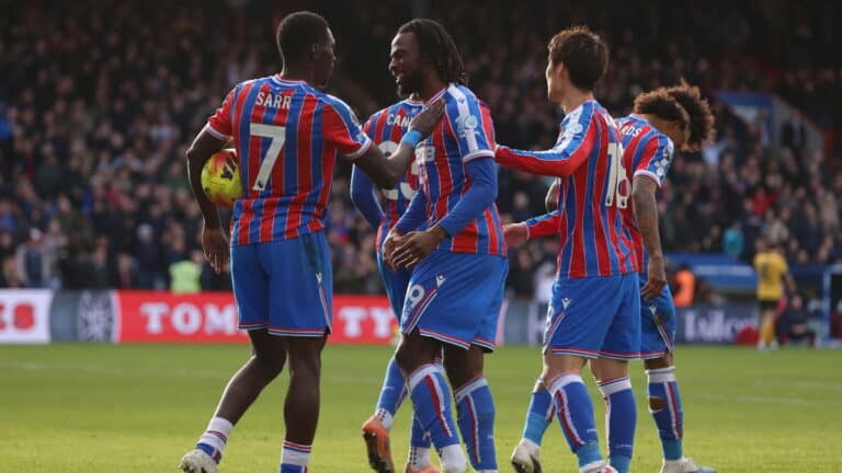 Premier League round-up: Palace leave it late as Sunderland slump continues