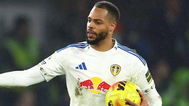 Chelsea 2-2 Leeds: Blues blow two-goal lead to drop first Premier League points under Rosenior