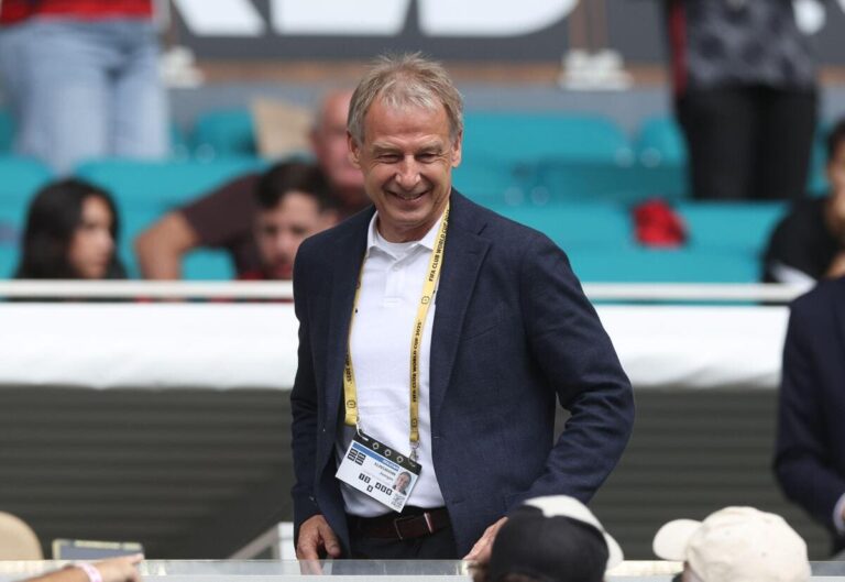 Tottenham: Klinsmann open to taking on Spurs rescue mission