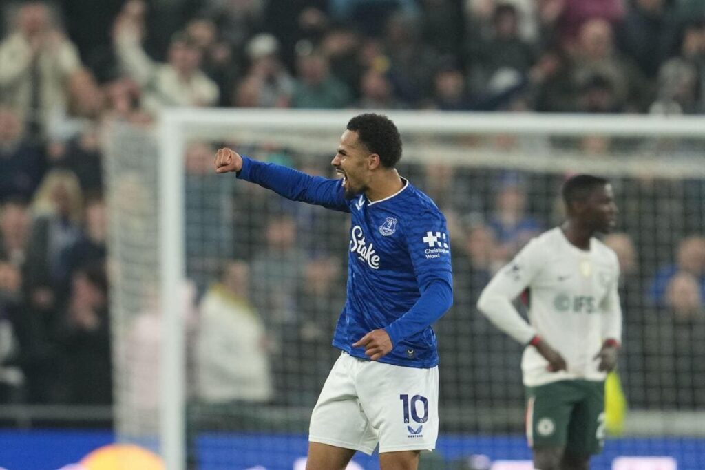 एवर्टन 3-0 चेल्सी: रिपोर्ट, परिणाम और लक्ष्य, टॉफ़ीज़ ने यूरोपीय दौड़ में बड़ी जीत का दावा किया