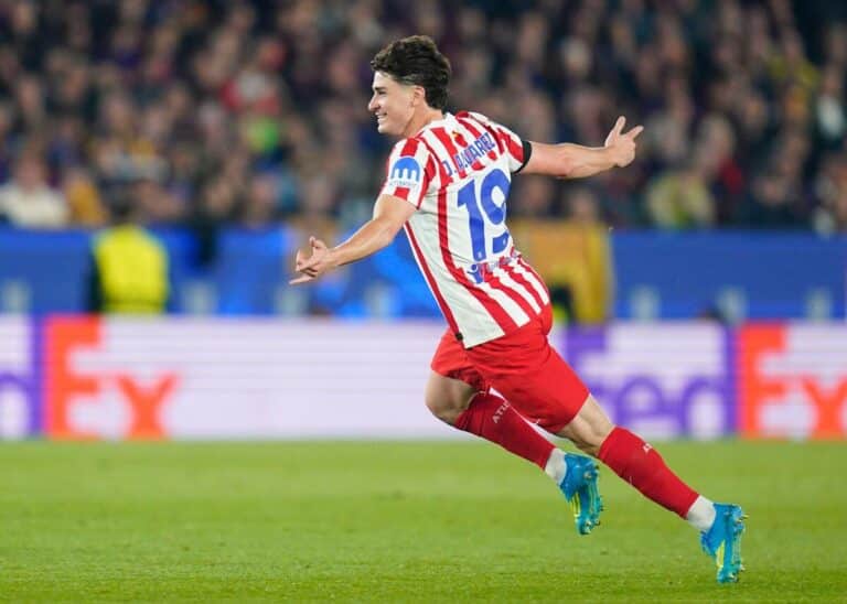 Barcelona 0-2 Atletico Madrid: Ruthless visitors in control after early red card