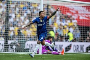 Chelsea 1-0 Leeds United: Fernandez heads Blues into FA Cup final
