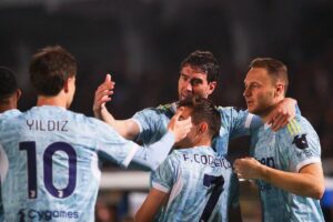 European round-up: Vlahovic’s 12-second goal boosts Juventus’ Champions League push