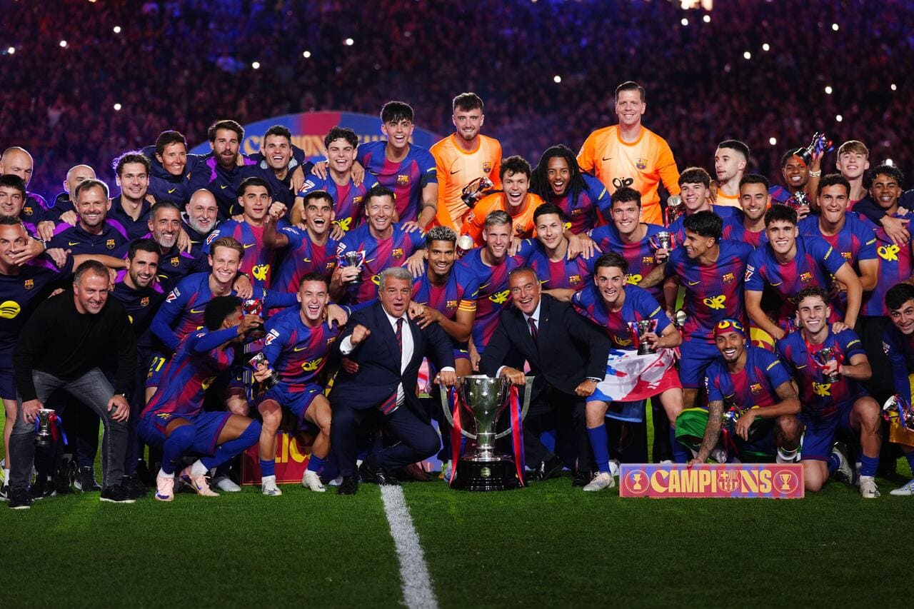 Barcelona 2-0 Real Madrid: Barca clinch LaLiga title in El Clasico