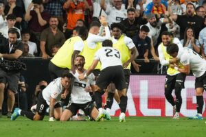 Valencia 3-1 Barcelona: Hosts beat champions but fail to claim European spot