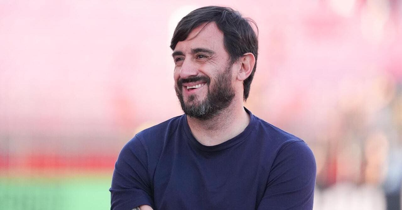 Former Liverpool midfielder appointed as Sassuolo boss