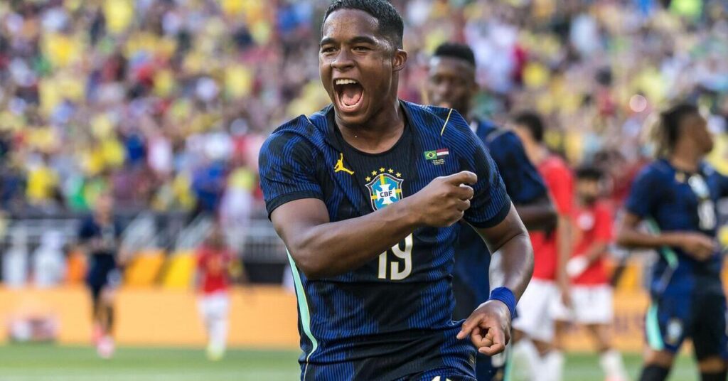 Endrick scores for Brazil