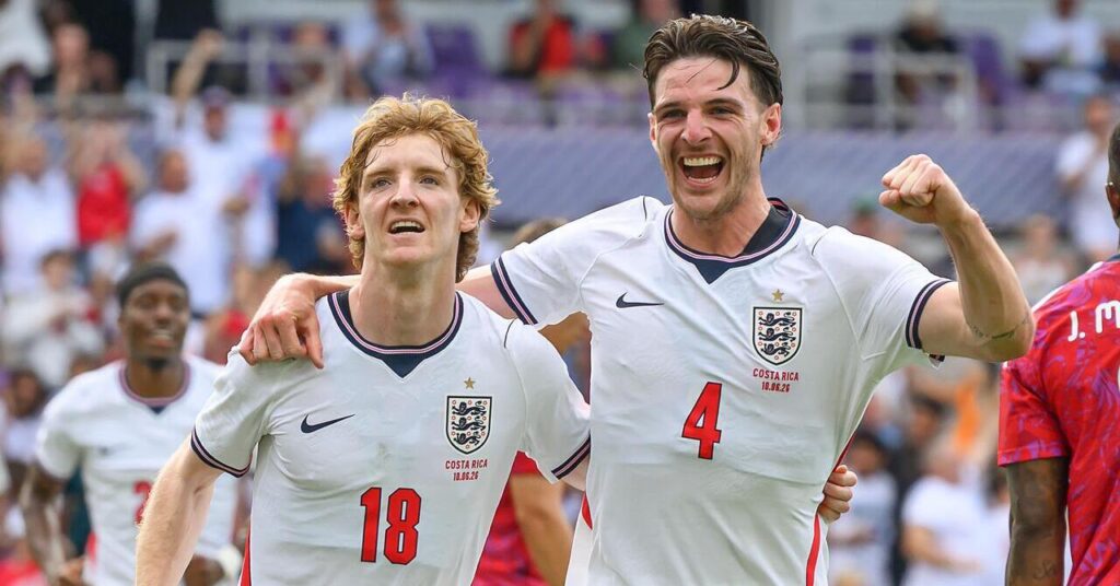 England winger Anthony Gordon and Declan Rice celebrate a goal against Costa Rica