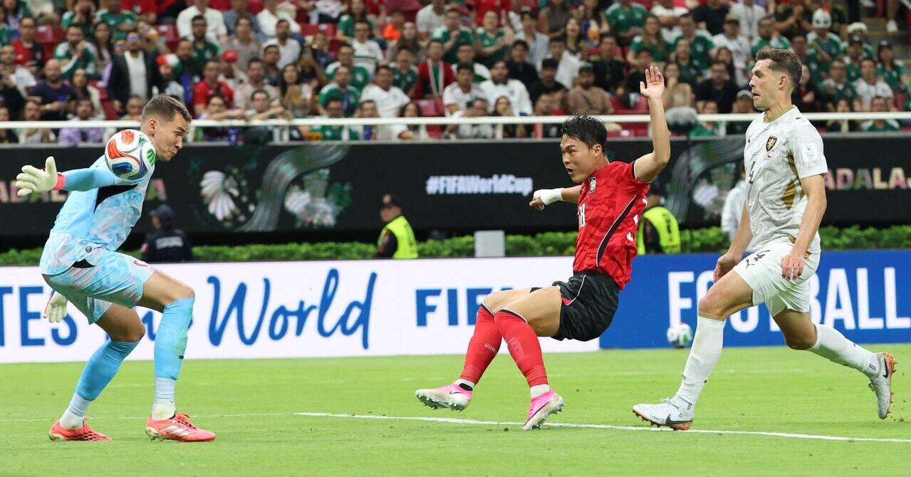 South Korea 2-1 Czechia: Hong delighted with team unity as Oh hands Asian giants deserved win