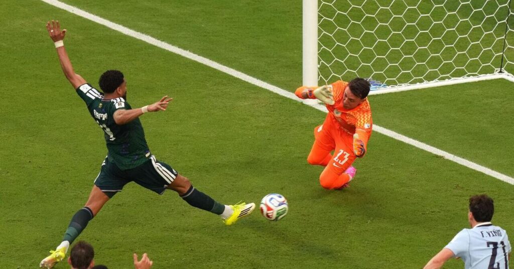 arabia saudita 8211 uruguay 1 1 araujo recupera un punto per i sudamericani dopo il rimpasto di bielsa da Justcalcio.com arabia saudita 8211 uruguay 1 1 araujo recupera un punto per i sudamericani dopo il rimpasto di bielsa