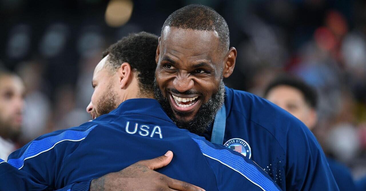 Steph Curry hopes Golden State win race for free agent LeBron James: ‘It would be such a unique story in sports history’