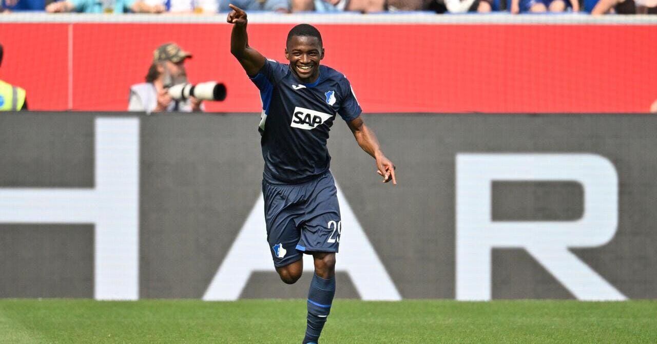 Newcastle agree deal for Ivory Coast winger Toure