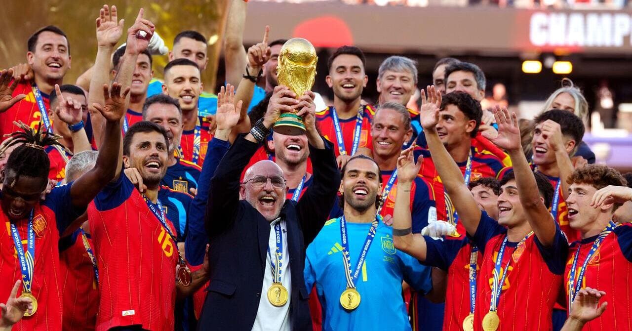 Spain boss De La Fuente slams ‘unacceptable and intolerable’ Argentina behaviour
