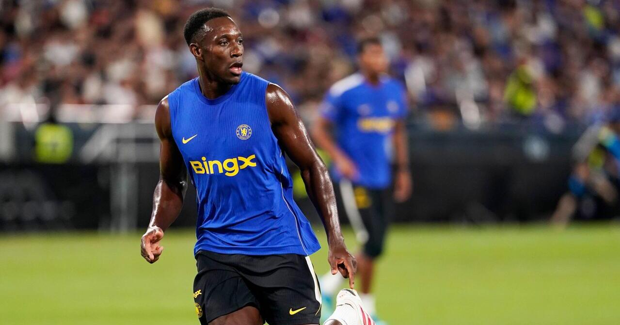 Debutant Welbeck comes close but Chelsea frustrated by Juventus in Hong Kong