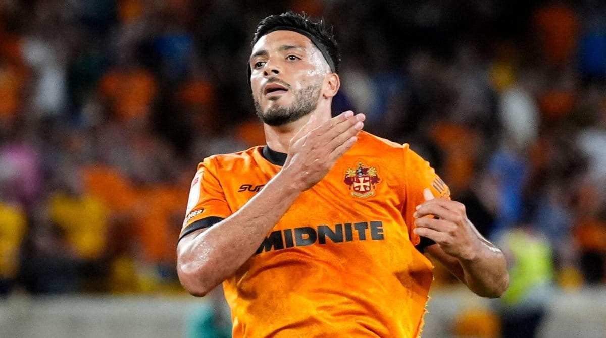 Wolves 2-2 Blackburn: Report, result and goals as late Jimenez penalty saves hosts’ blushes in Championship opener