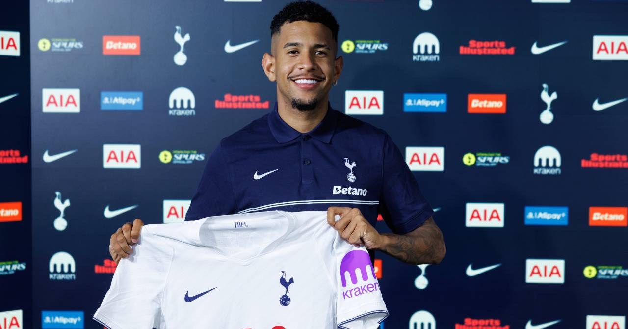 Tottenham sign Savinho from Man City for £75m