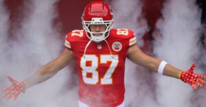NFL: Mahomes returns from injury as Chiefs win opener