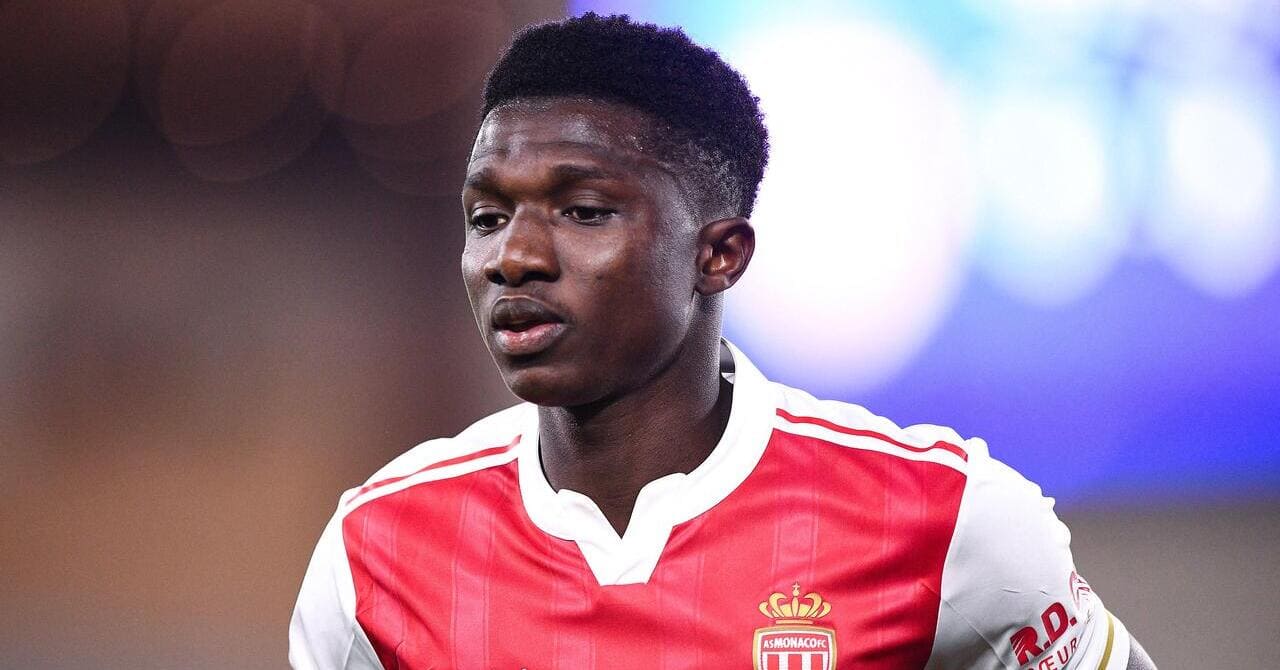 Chelsea agree Camara deal following Fernandez departure